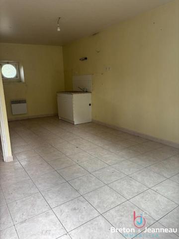 Ensemble immobilier à Ambrières-les-Vallées