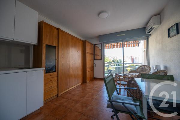 Appartement Studio Cabine à vendre  1 pièce - 22,73 m2 LE LAVANDOU - 83