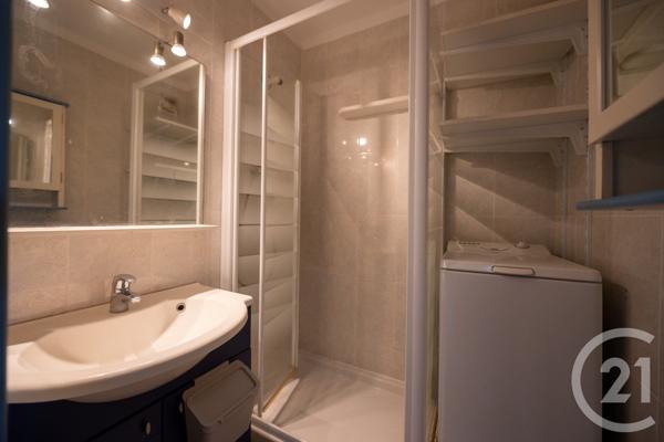 Appartement Studio Cabine à vendre  1 pièce - 22,73 m2 LE LAVANDOU - 83