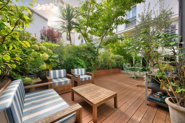 Paris 18 - Superbe maison avec jardin dans co-propriété haut-de-gamme