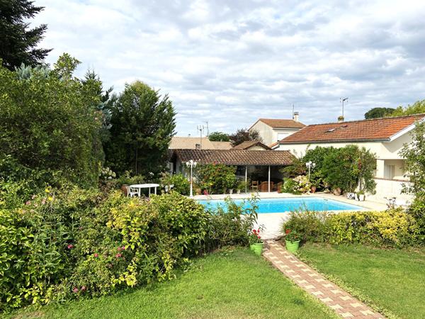 Maison à vendre  à Libourne