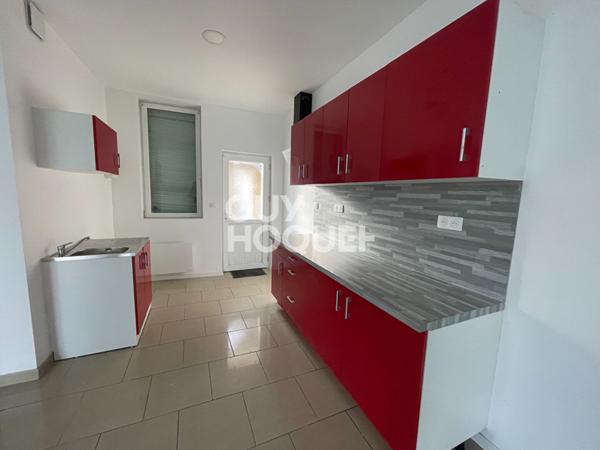 Maison rénovée à vendre à PÉRONNE (80200).