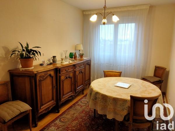 Appartement 5 pièces de 96 m² à Chartres (28000)