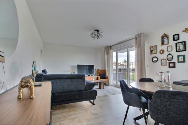 Appartement 3 pièces - 66 m² Bien prestige