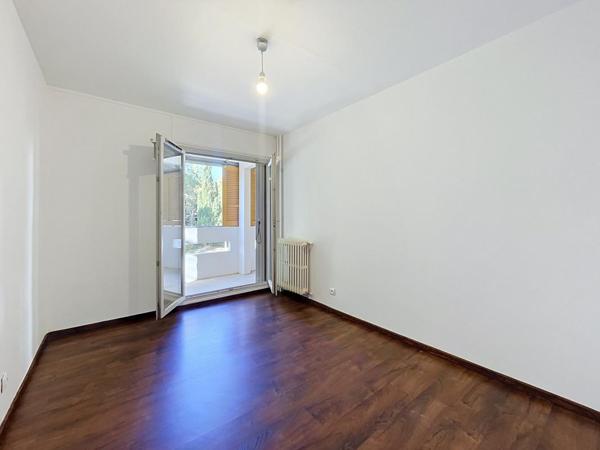 T2 NON MEUBLE – 59 m2 – GARAGE – 69009 LYON