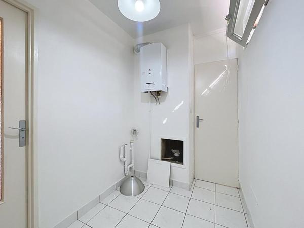 T2 NON MEUBLE – 59 m2 – GARAGE – 69009 LYON
