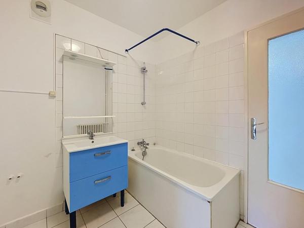 T2 NON MEUBLE – 59 m2 – GARAGE – 69009 LYON