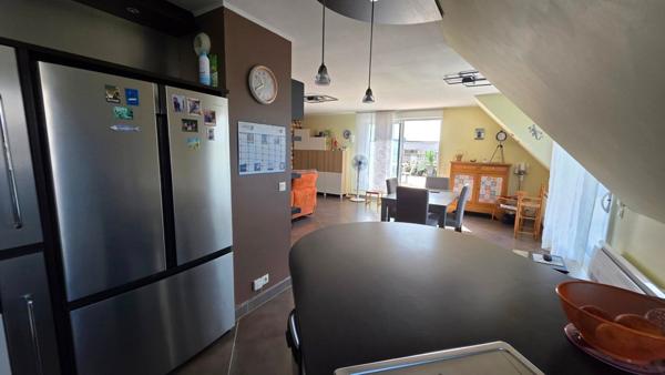 Magnifique Appartement de 90 m2 - 3 Chambres - 2 Garages - Terrasse