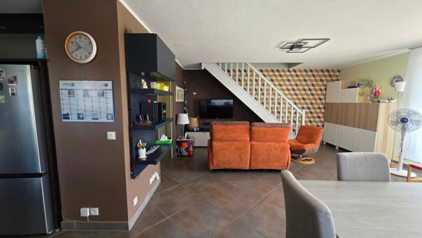 Magnifique Appartement de 90 m2 - 3 Chambres - 2 Garages - Terrasse