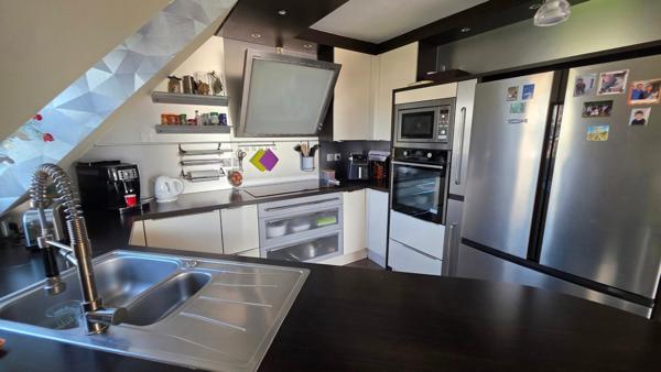 Magnifique Appartement de 90 m2 - 3 Chambres - 2 Garages - Terrasse