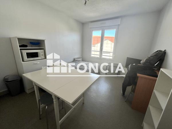 Location Studio meublé 19.4 m² - 38 BOULEVARD DES BELGES La Roche Sur Yon 85000