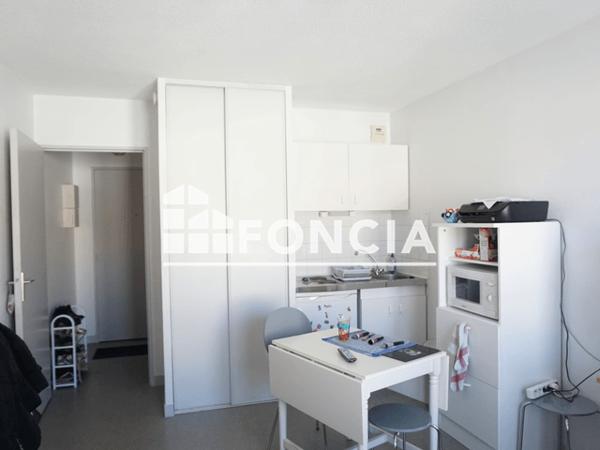 Location Studio meublé 19.4 m² - 38 BOULEVARD DES BELGES La Roche Sur Yon 85000