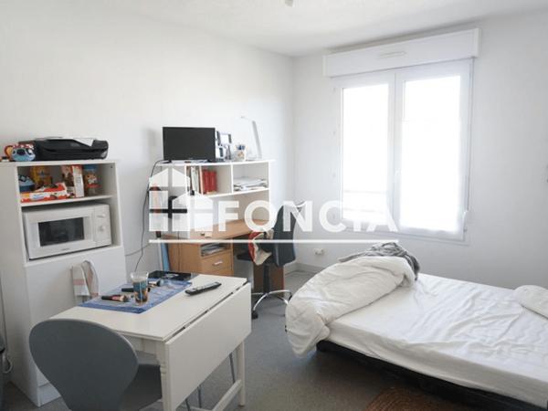 Location Studio meublé 19.4 m² - 38 BOULEVARD DES BELGES La Roche Sur Yon 85000