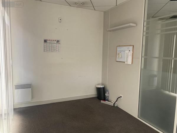 Immeuble à vendre à Elbeuf en Seine-Maritime (76500), ref : 76025-176