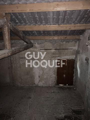 bâtiment ancien de 400 m² plein coeur de ville à restaurer