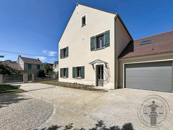 Vente                                                      Maison
                        
                     6 pièces                      106 m2                     à Dourdan