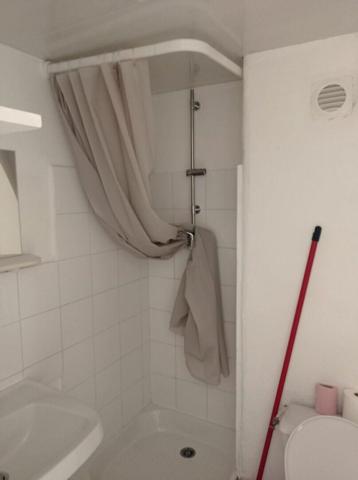 Appartement à louer    1 pièce • 14,76 m2    Nîmes