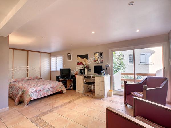 Maison Brive La Gaillarde quartier prisé hôpital - 4 chambres-2 salles de bain- garage- jardin,