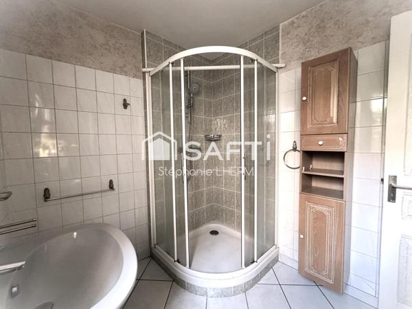 Appartement de caractère de type 3 aux multiples prestations
