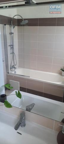 Une belle résidence privée comprenant 3 appartements