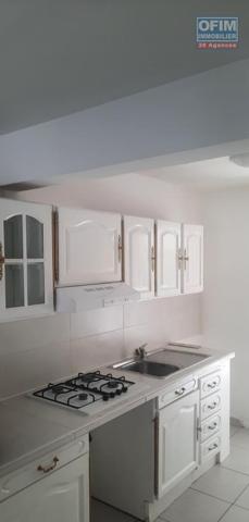 Une belle résidence privée comprenant 3 appartements