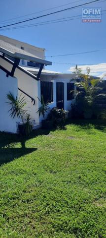 Une belle résidence privée comprenant 3 appartements