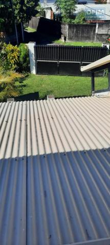 Une belle résidence privée comprenant 3 appartements