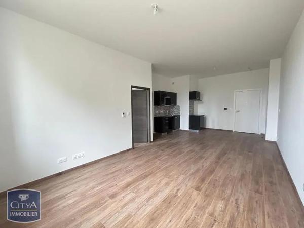 Appartement à louer 2 pièces 49.41m² Metz (57000)