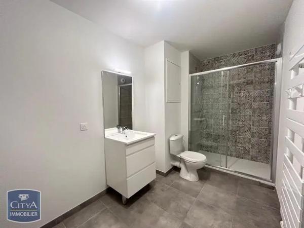 Appartement à louer 2 pièces 49.41m² Metz (57000)
