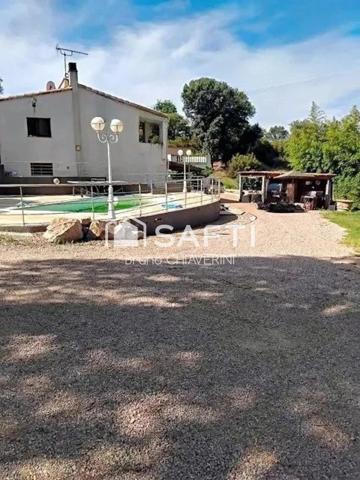 A vendre villa  200m2 T9