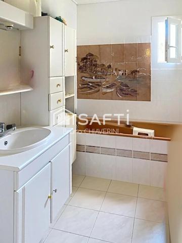 A vendre villa  200m2 T9