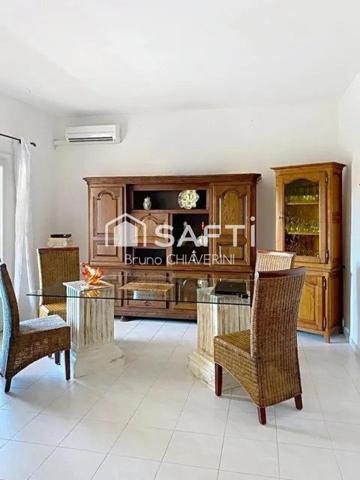 A vendre villa  200m2 T9