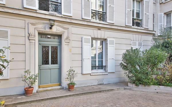 Appartement à vendre    2 pièces • 34,12 m2 Paris 16