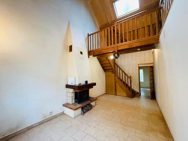 Maison en pierre avec jardin et dépendance ? Ligueil [REF. 6795]