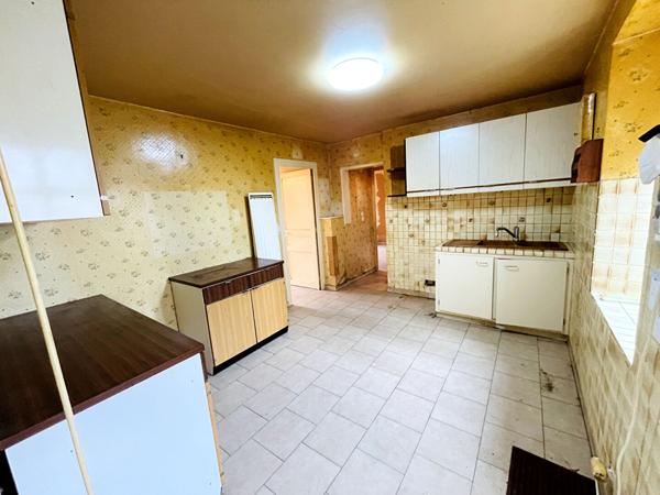 Maison en pierre avec jardin et dépendance ? Ligueil [REF. 6795]