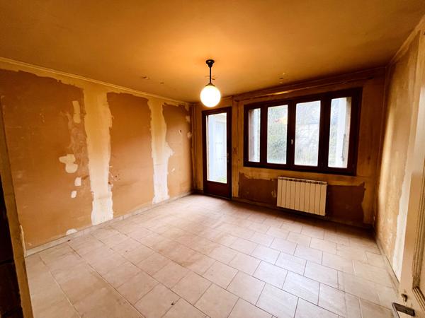 Maison en pierre avec jardin et dépendance ? Ligueil [REF. 6795]