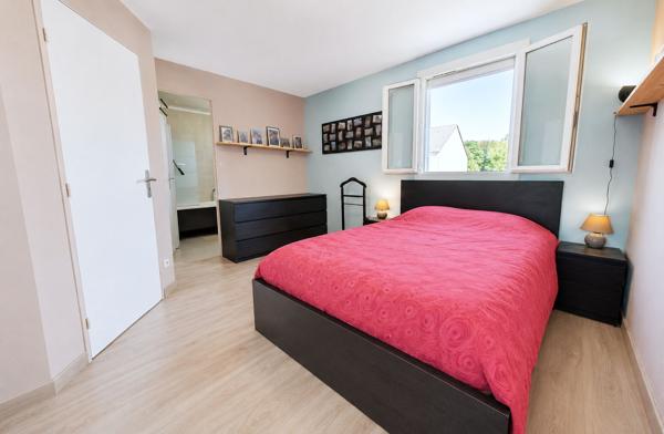 Roissy en Brie - Maison 5 chambres avec terrasse, jardin et garage - DPE C