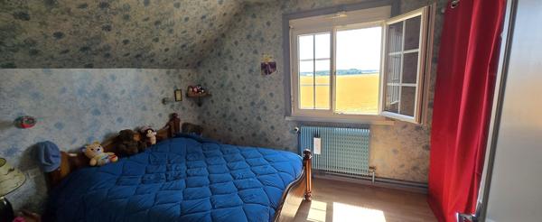 Pavillon familial individuel sur sous-sol total proche Nangis quatre chambres