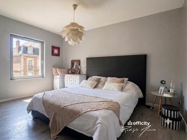 Appartement
         7 pièces
        - 193 m² 361 000 € *