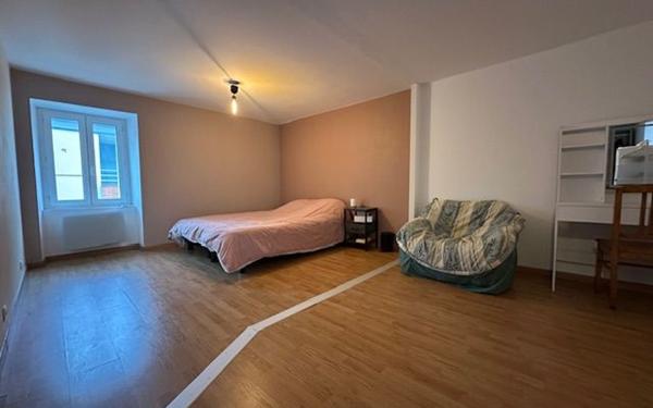 Maison à louer    4 pièces • 121 m2 Saint-Joachim