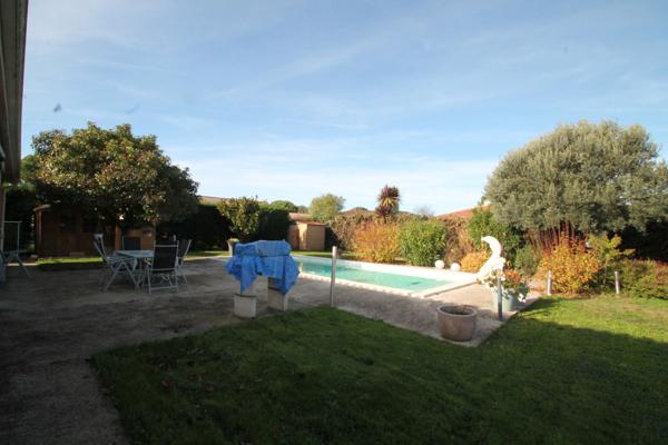 Maison à vendre 4 pièces SAMAZAN (47) 90m², 3 chambres, garage, piscine, terrain 912m²