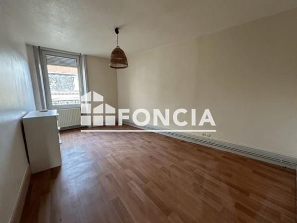 Location Appartement 2 pièces 39.9 m² - 35 AVENUE GAMBETTA Roanne 42300