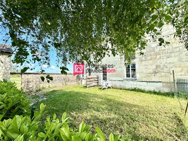 Maison ancienne Chinon 12 pièce(s) 275m2 avec 3 gîtes et terrain 2,5ha