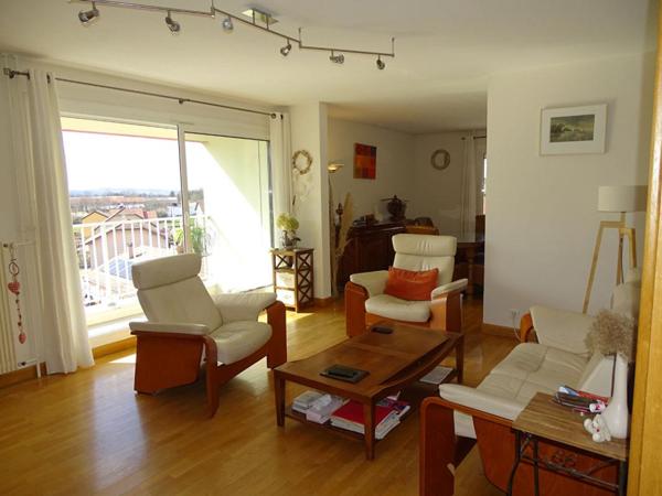 Appartement Moirans En Montagne 4 pièce(s) 106 m2