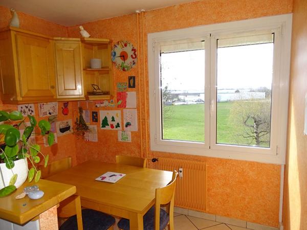 Appartement Moirans En Montagne 4 pièce(s) 106 m2