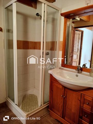 Appartement de 60m² avec garage sur 330m² de terrain et 58m² de jardinet