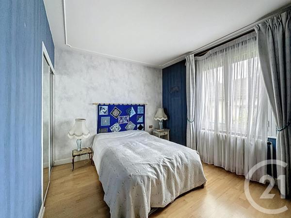 Maison à vendre  5 pièces - 115,96 m2 RIOM - 63