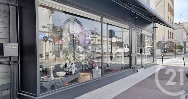 à vendre  100 m2 ST MAUR DES FOSSES - 94