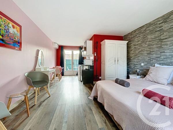 Maison à vendre  11 pièces - 341,45 m2 LABASTIDE DE VIRAC - 07