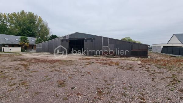 Terrain de 1 900 m²